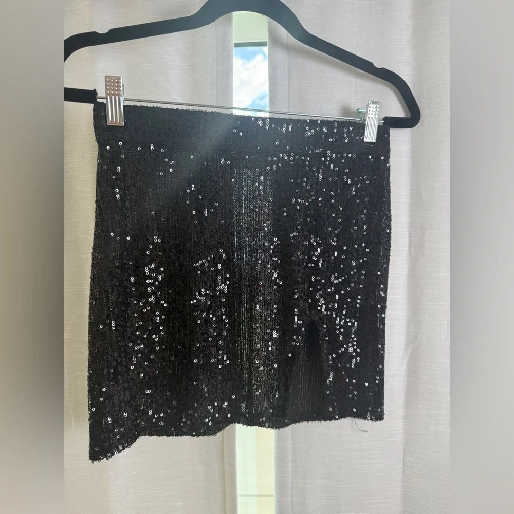 East N West Label Black sequin star crop top & mini skirt set festival | Size M - Picture 13 of 17